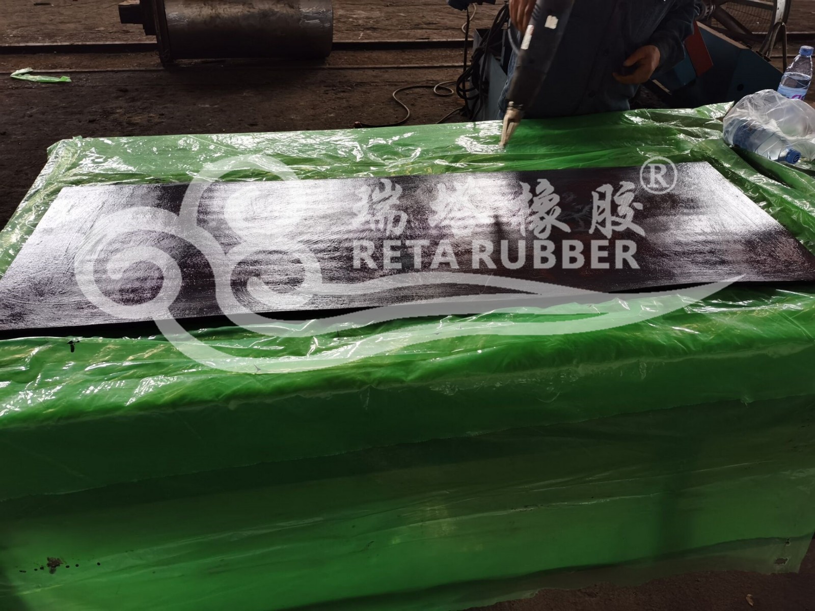 5ef2aca7d8834.jpg